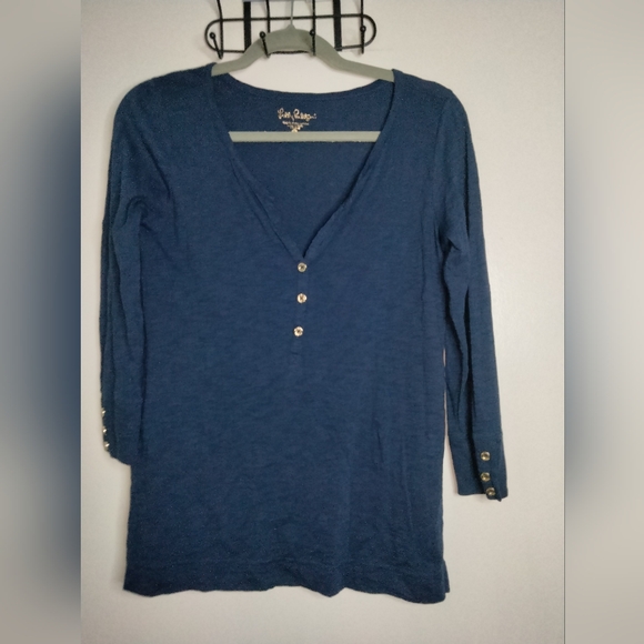 Lilly Pulitzer (Sz XS) Navy Blue Pima Cotton VNeck Button 3/4 Sleeve Burnout Top - Picture 3 of 13